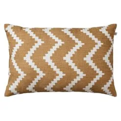 Chhatwal & Jonsson Ikat Sema Cushion 40x60 Cm Outdoor, Beige / Off-white
