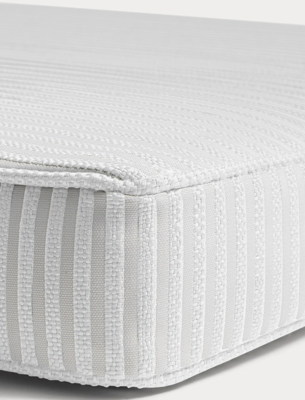 DIYTI Narrow Stripe Sunbed Cushion 60x186 Cm, White 2 DIYTI Narrow Stripe Sunbed Cushion 60x186 Cm, White - Image 2