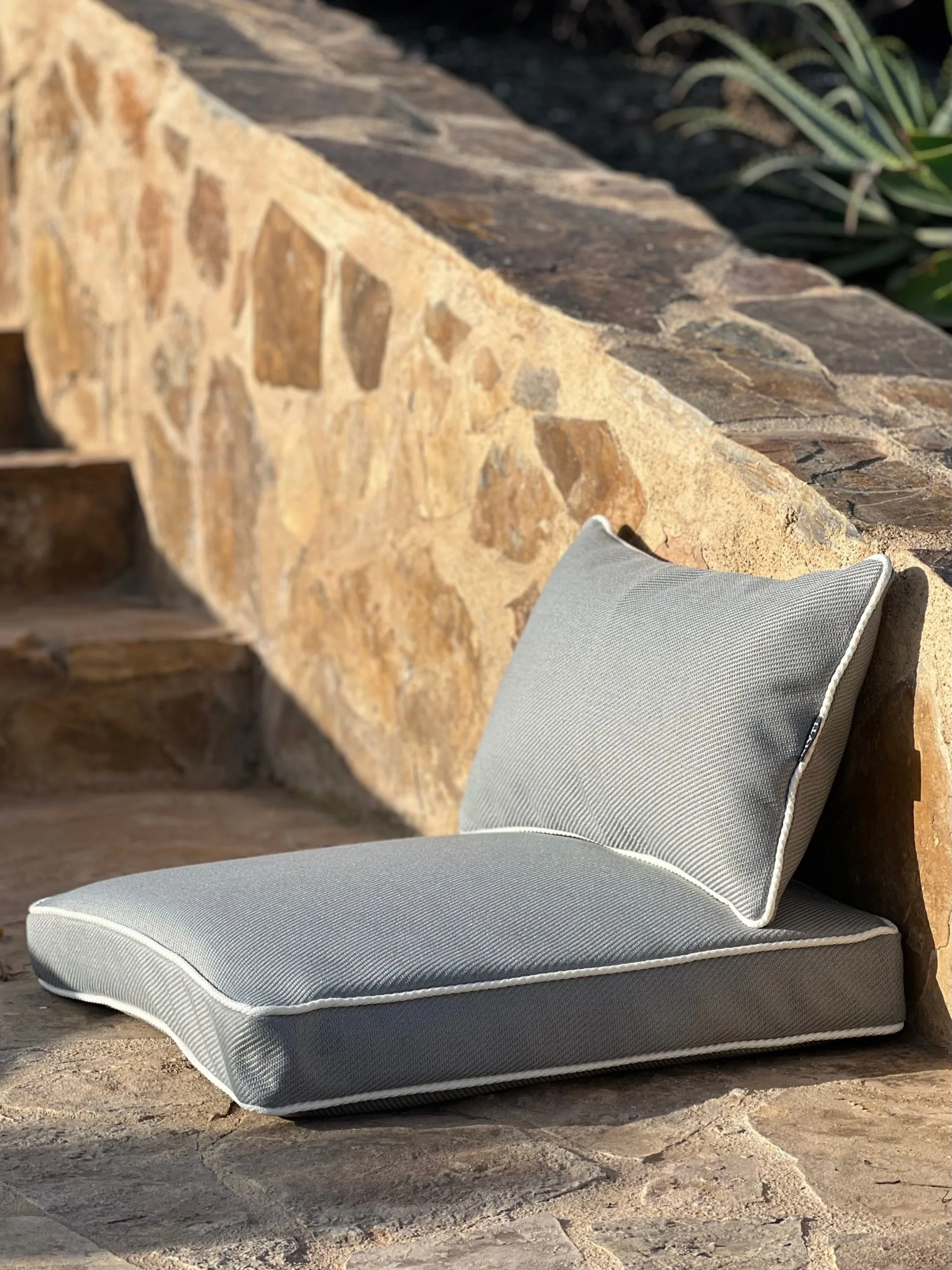 DIYTI Plain Cushion 40x65 Cm, Grey 2 DIYTI Plain Cushion 40x65 Cm, Grey - Image 2
