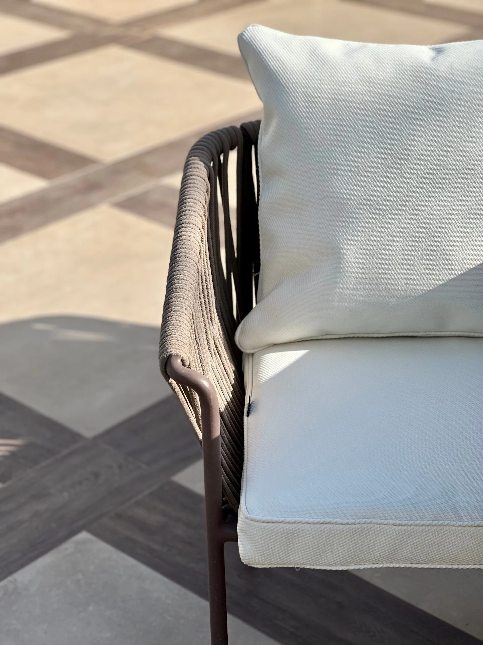 DIYTI Plain Cushion 45x45 Cm, White 3 DIYTI Plain Cushion 45x45 Cm, White - Image 3