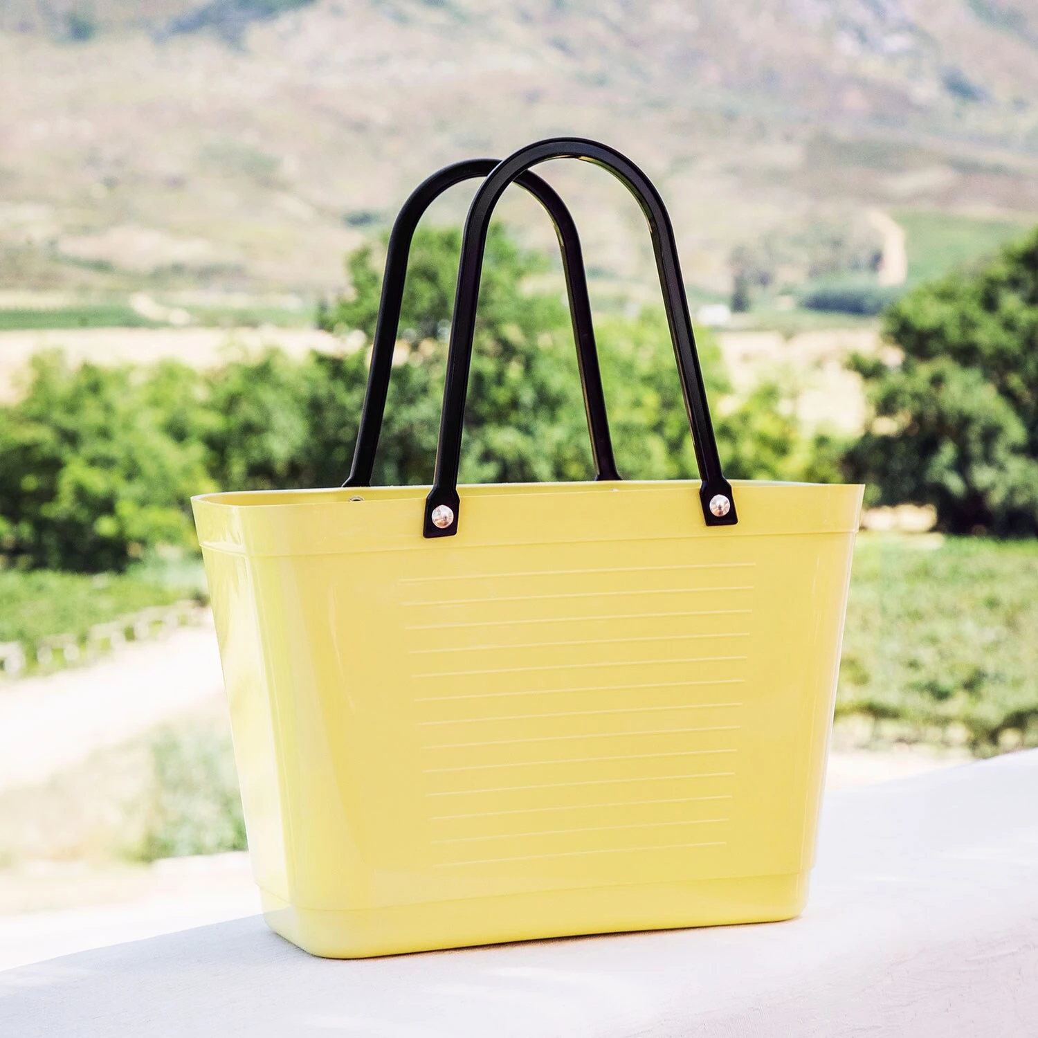 Hinza Bag Green Plastic Lemon, Small 2 Hinza Bag Green Plastic Lemon, Small - Image 2