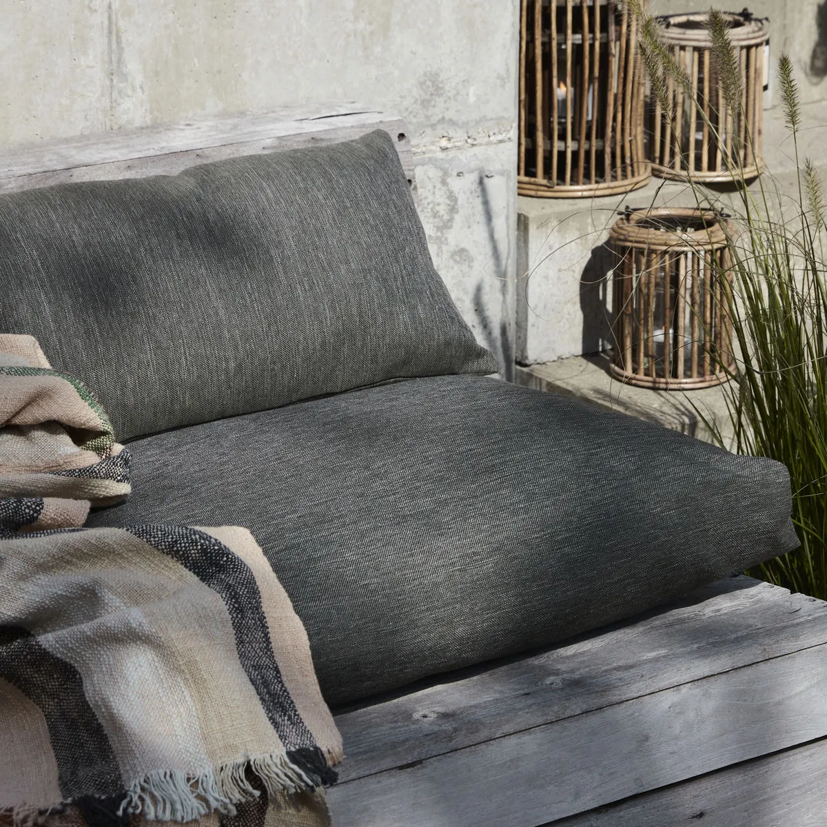 House Doctor Fine Cushion Water Repellent Army Green, 55x68 Cm 2 House Doctor Fine Cushion Water Repellent Army Green, 55x68 Cm - Image 2