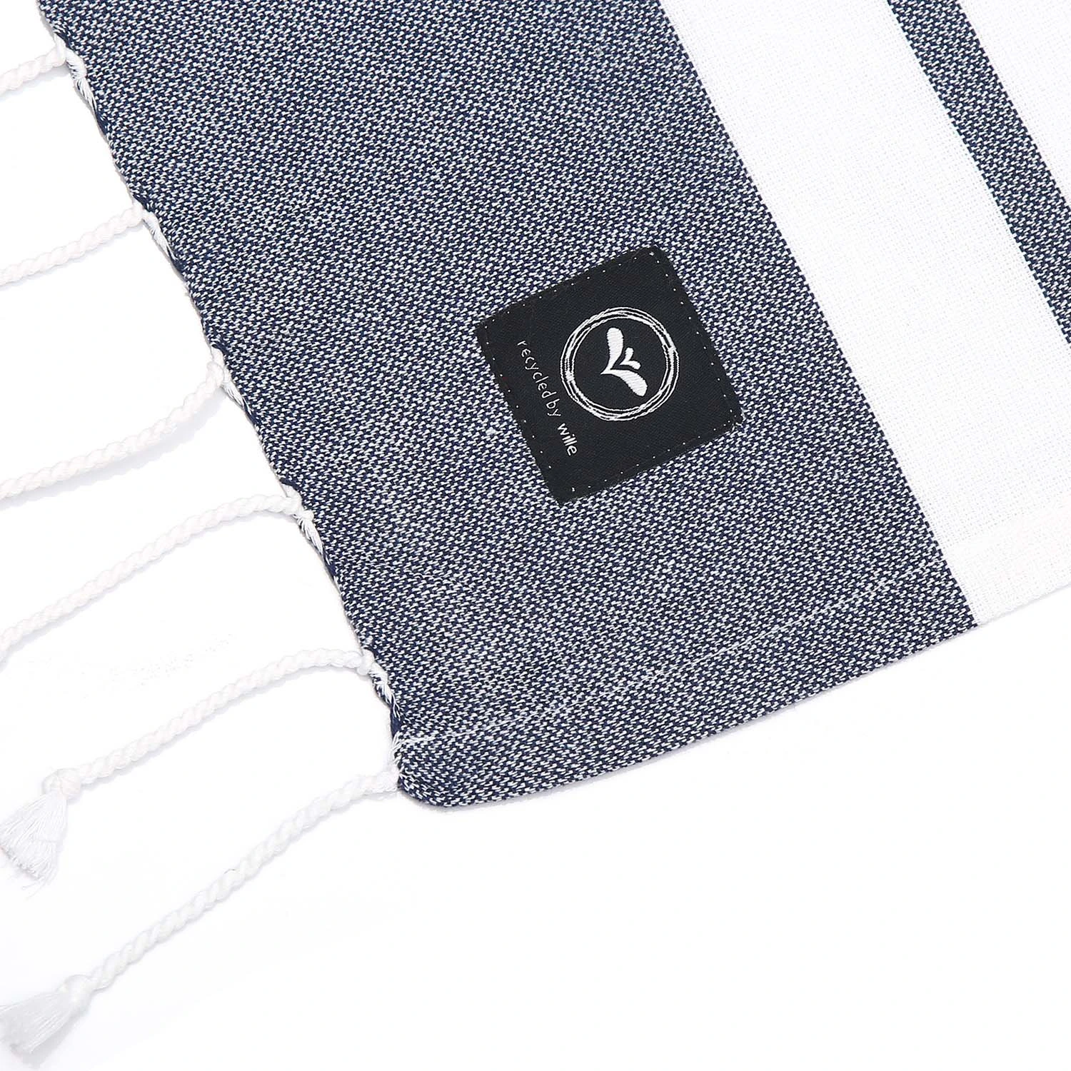 Recycled By Wille Alma Hamam Bath Sheet 80x180 Cm, Blue 3 Recycled By Wille Alma Hamam Bath Sheet 80x180 Cm, Blue - Image 3