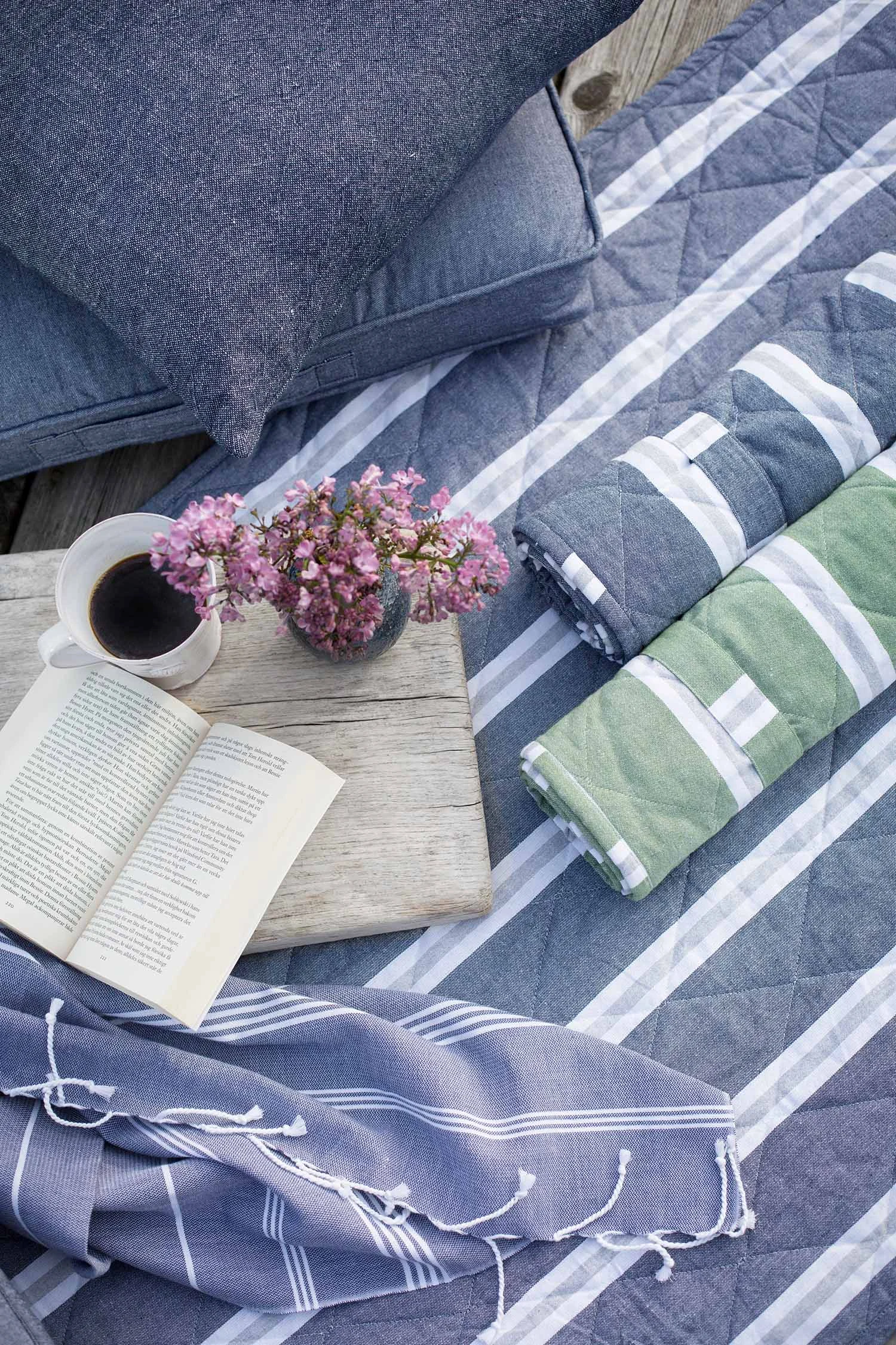 Recycled By Wille Svea Beach Mattress With Pillow 70x170 Cm, Marin 3 Recycled By Wille Svea Beach Mattress With Pillow 70x170 Cm, Marin - Image 3