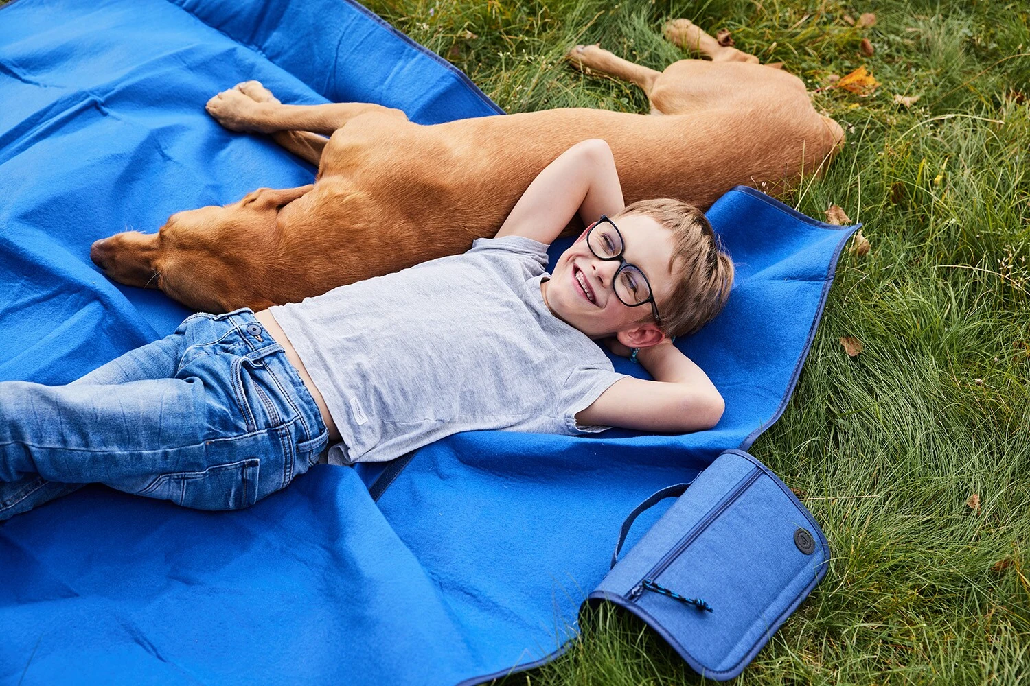 Sagaform City Picnic Blanket 130x170 Cm, Blue 3 Sagaform City Picnic Blanket 130x170 Cm, Blue - Image 3